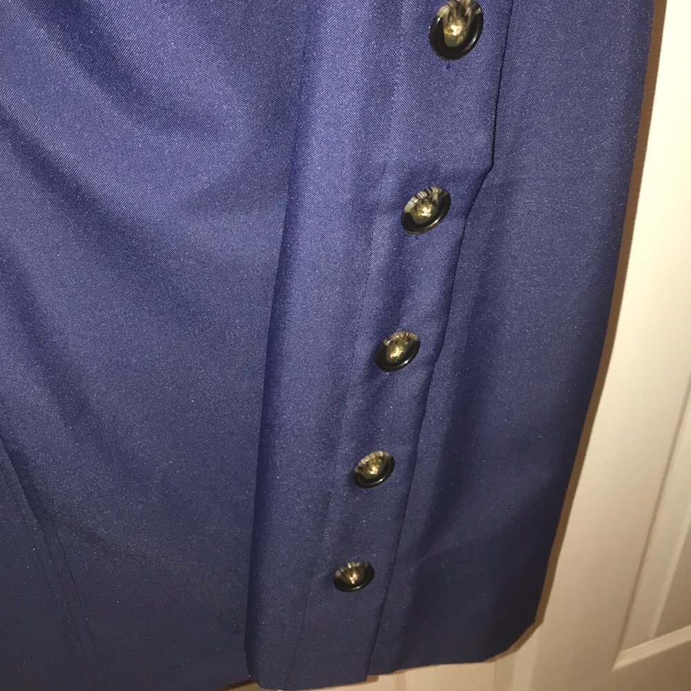Dress - Picture 5 of 7